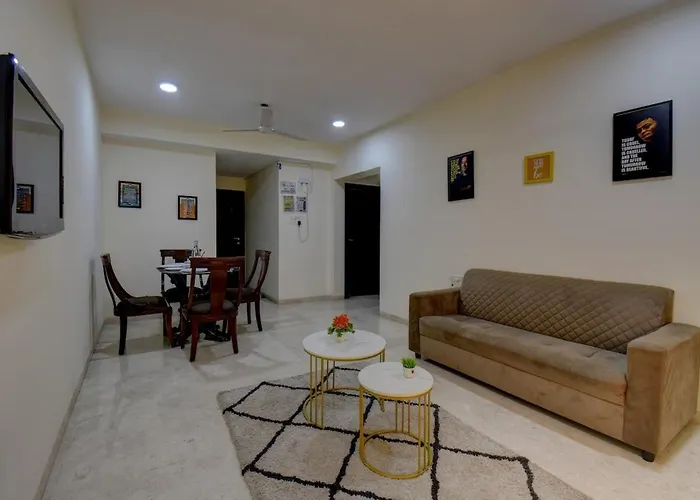 Spacious 2Bhk W I Caretaker Near Bkc And Jio Center