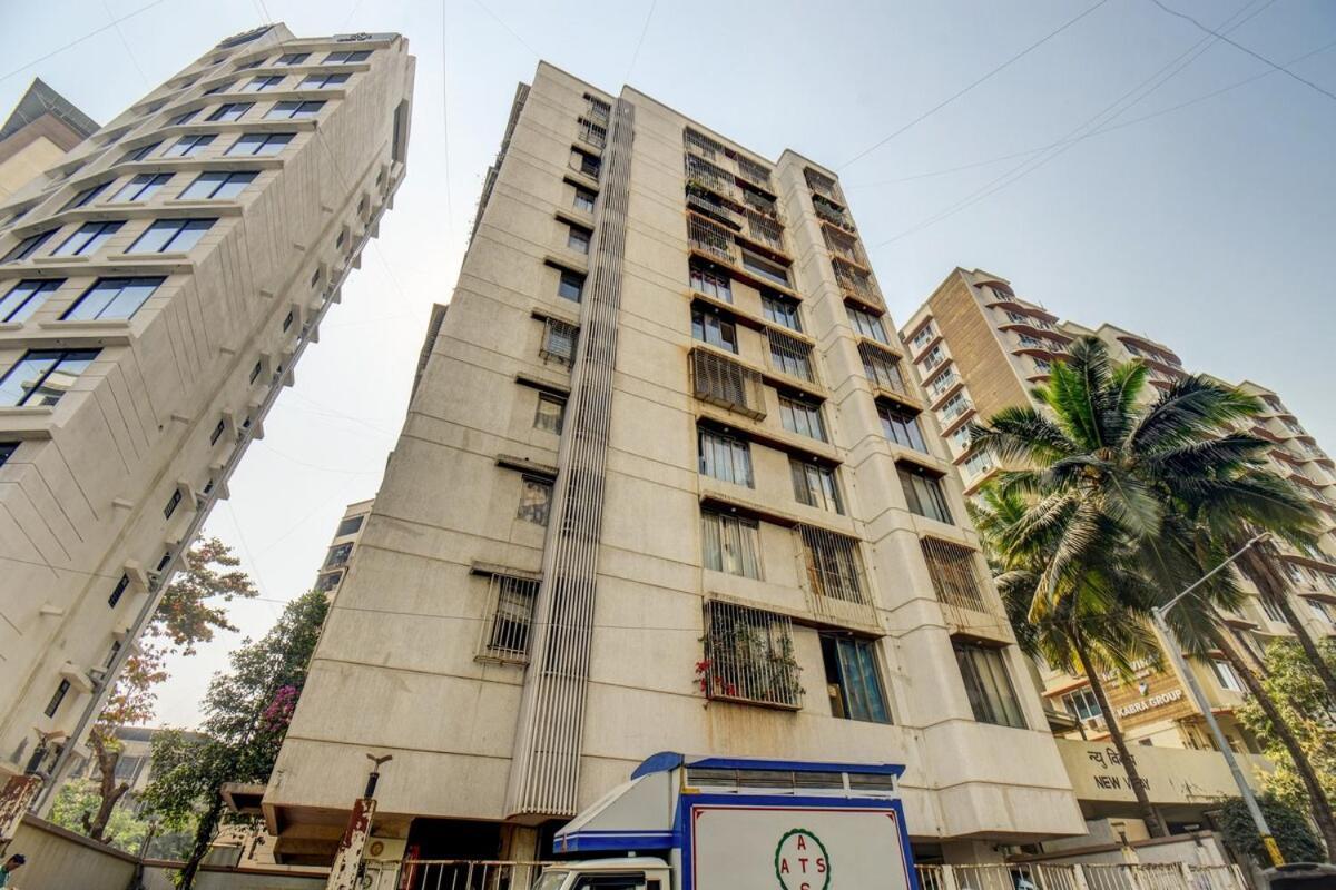 Spacious 2bhk W I Caretaker Near Bkc And Jio Center