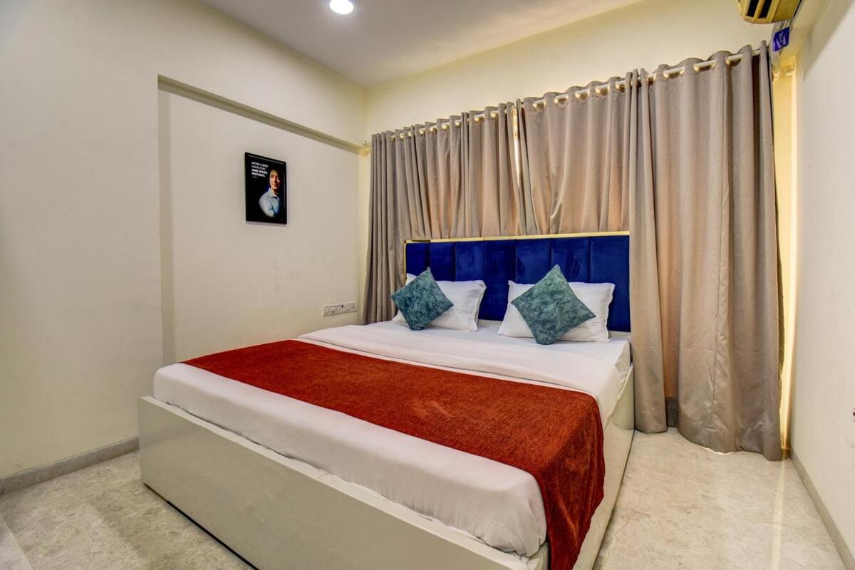 Spacious 2bhk W I Caretaker Near Bkc And Jio Center * Bombaj